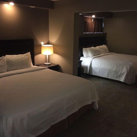 Express By Canad Inns وينيبج المظهر الخارجي الصورة